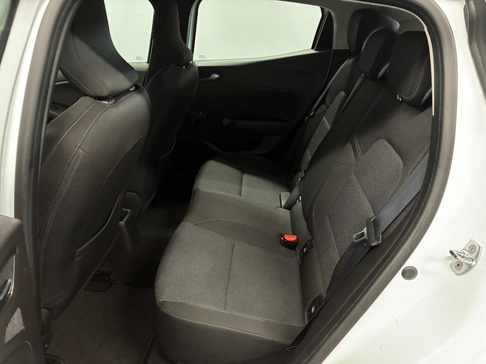 Renault Clio V 1,0 TCe 90 Zen X-tr. 5d