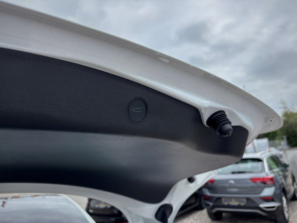 Tesla Model 3 Performance AWD 4d