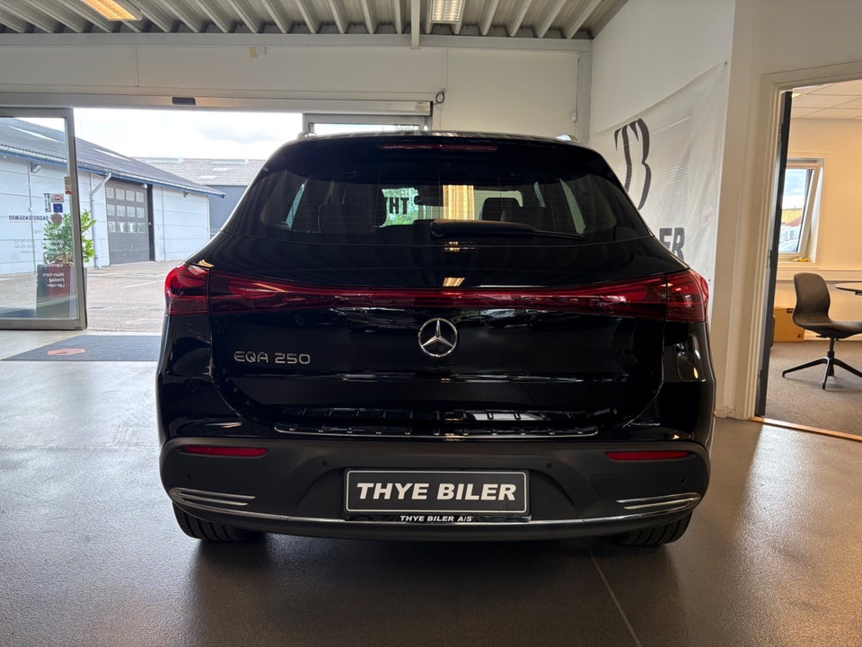Mercedes EQA250 Progressive 5d