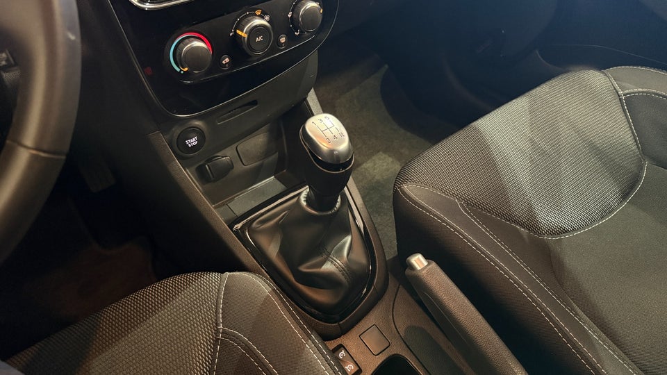 Renault Clio IV 0,9 TCe 90 Zen Sport Tourer 5d