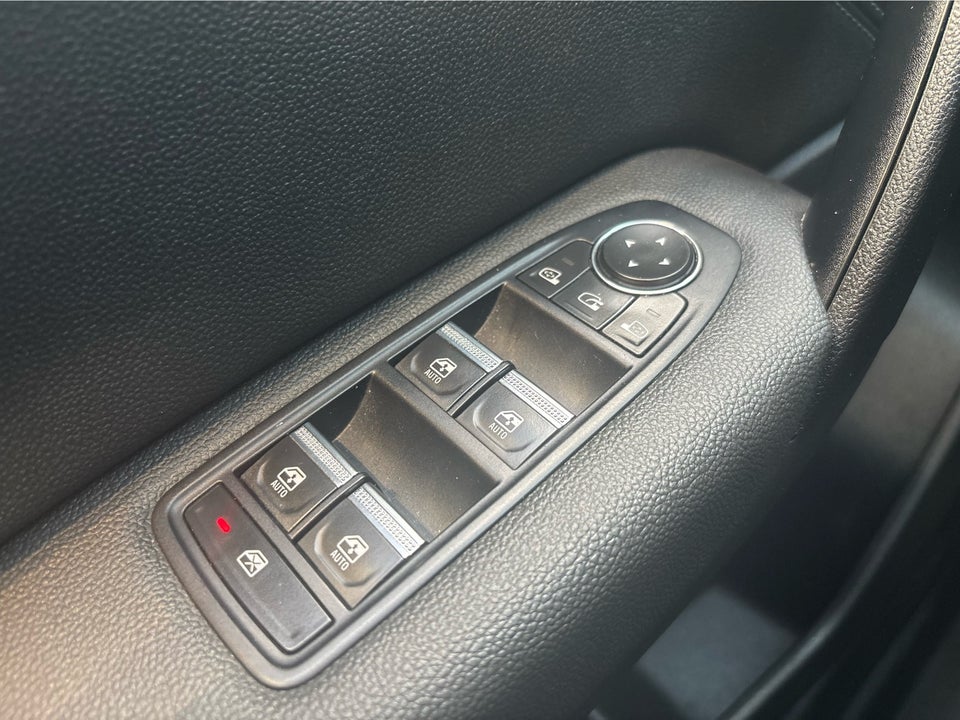 Renault Captur 1,3 TCe 140 Intens EDC 5d