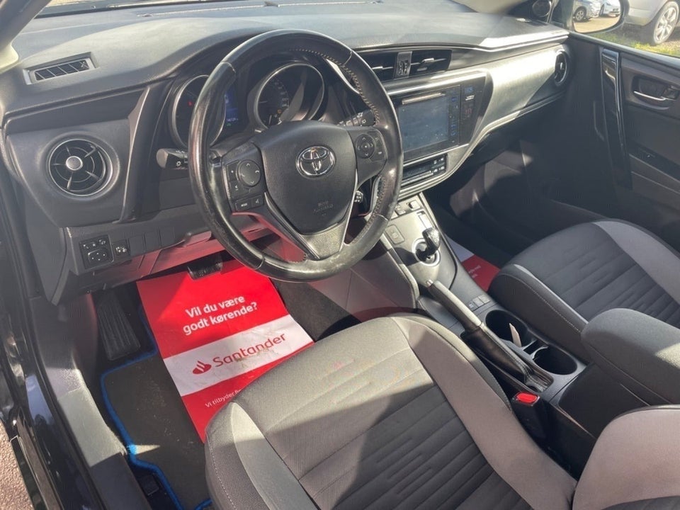 Toyota Auris 1,8 Hybrid H2 Comfort Touring Sports CVT 5d