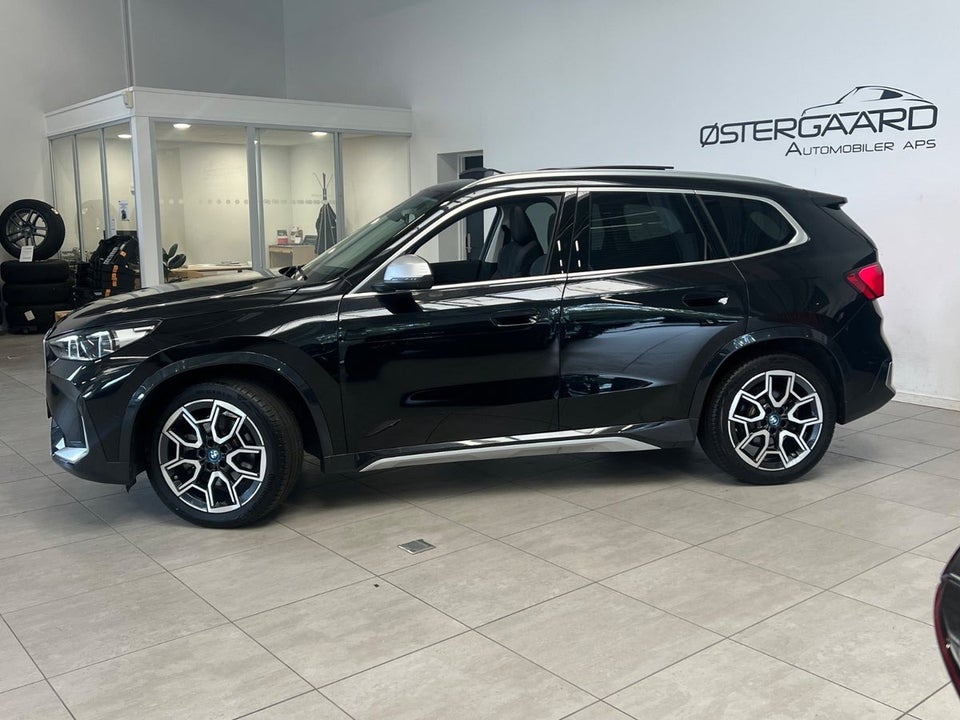 BMW iX1 xDrive30 X-Line 5d