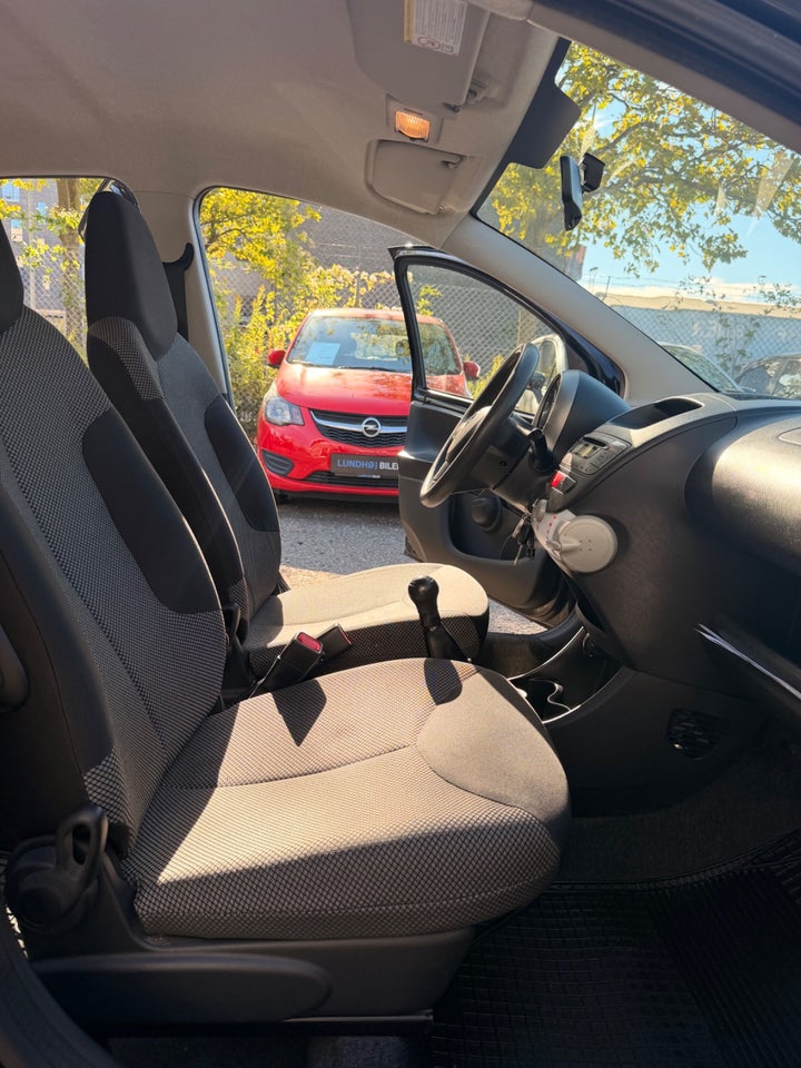 Toyota Aygo 1,0 VVT-i T1 5d
