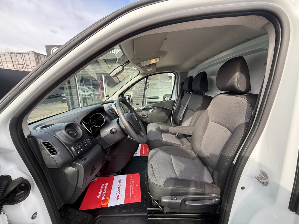 Renault Trafic T29 2,0 dCi 145 L2H1 EDC