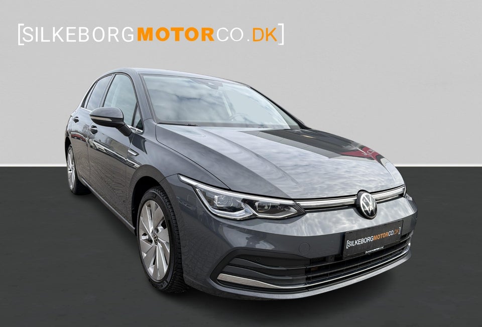 VW Golf VIII 1,5 eTSi 150 Style DSG 5d