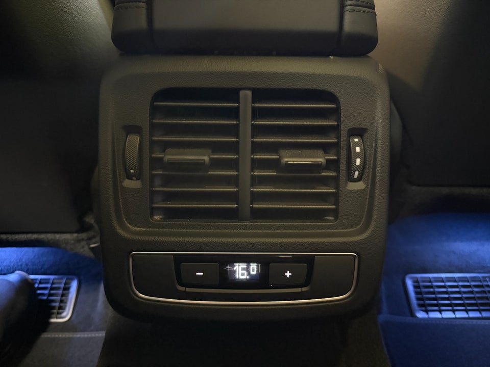 Audi e-tron GT quattro 4d