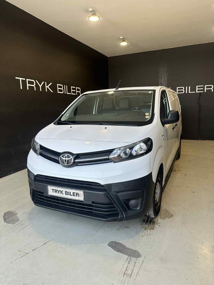 Toyota ProAce 2,0 D 120 Compact Base 5d