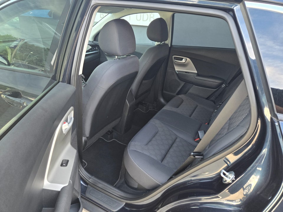 Kia Niro 1,6 HEV Advance DCT 5d