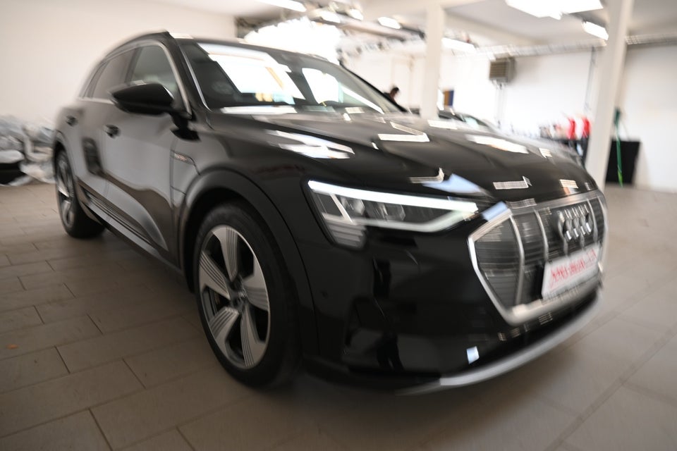 Audi e-tron 55 Advanced quattro 5d