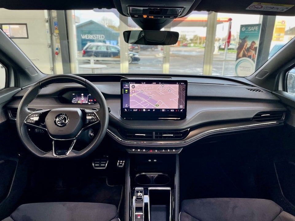 Skoda Enyaq 80X iV Sportline Ultra 5d