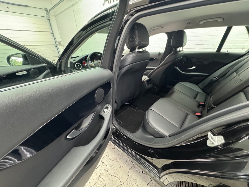 Mercedes C220 d 2,2 Business stc. aut. 5d