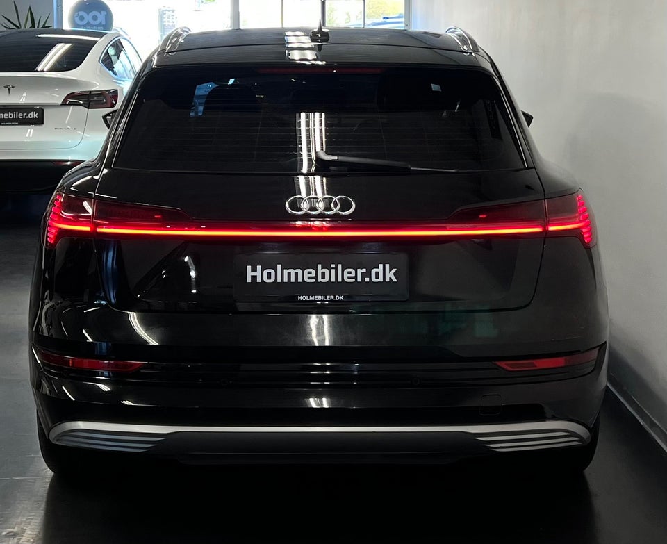 Audi e-tron 55 S-line quattro 5d