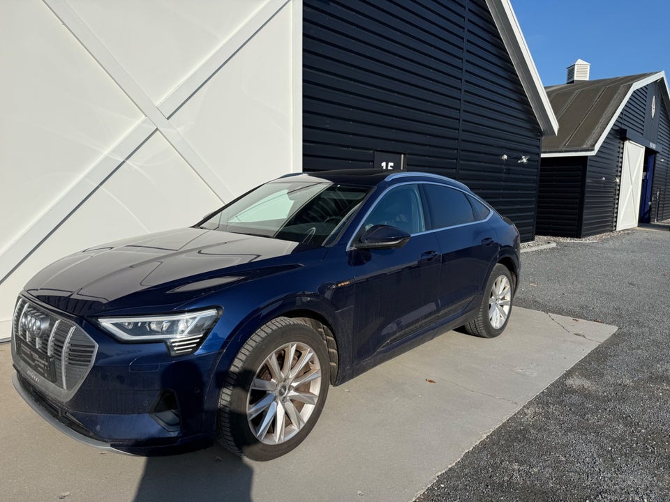 Audi e-tron 55 S-line Sportback quattro 5d
