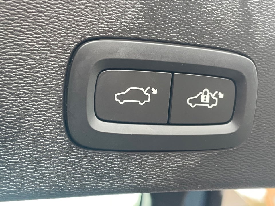 Volvo C40 P6 ReCharge Plus 5d