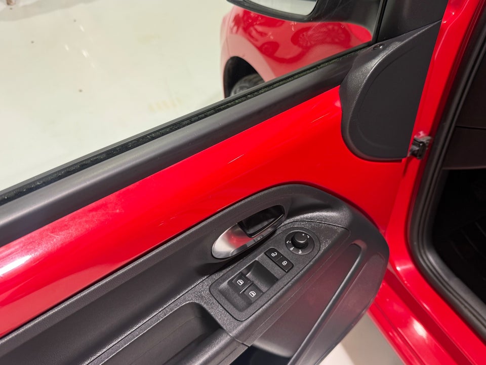 VW Up! 1,0 TSi 90 High Up! BMT 5d