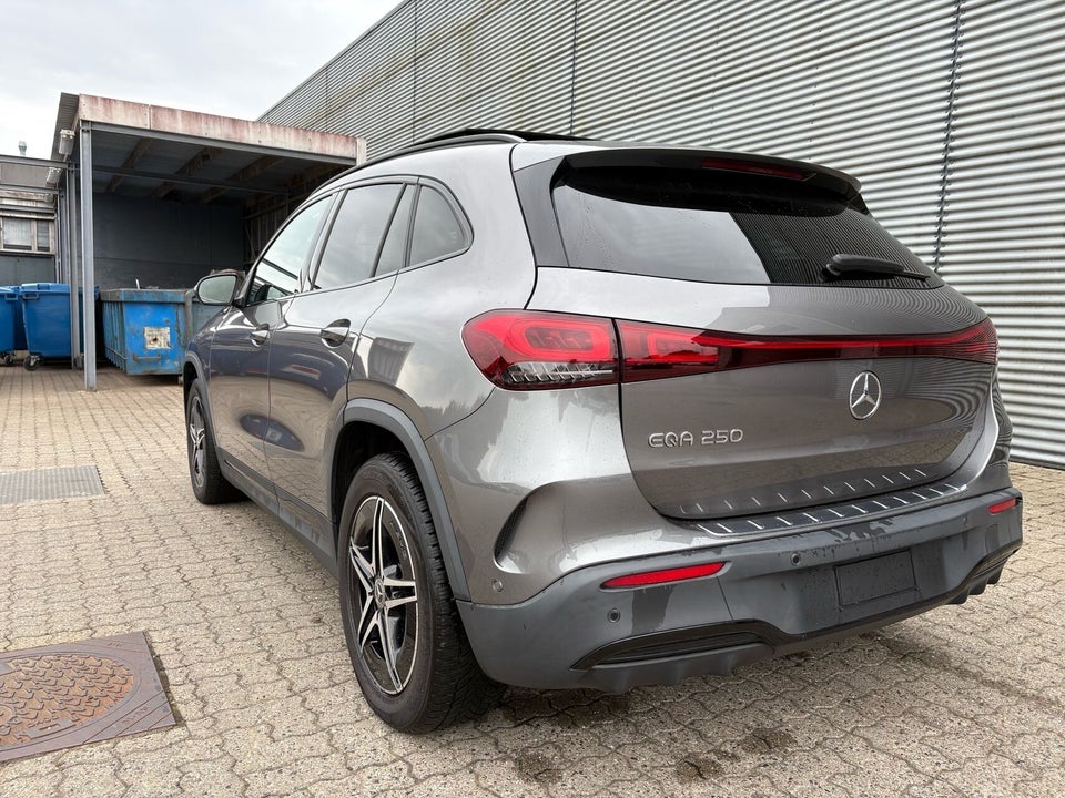 Mercedes EQA250 AMG Line 5d