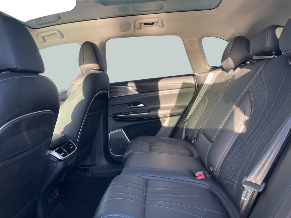 Xpeng G9 Standard Range 5d