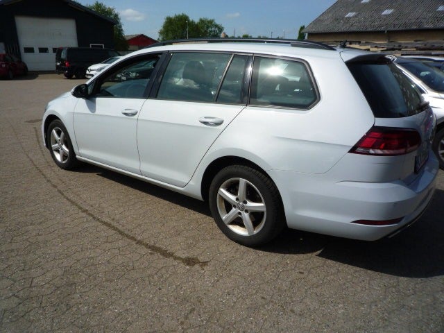 VW Golf VII 1,6 TDi 115 Comfortline Variant DSG 5d