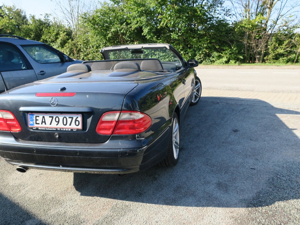 Mercedes CLK320 3,2 Cabriolet Avantgarde aut. 2d