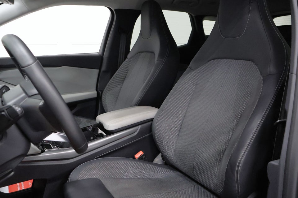 Ford Explorer 77 Select Extended Range 5d