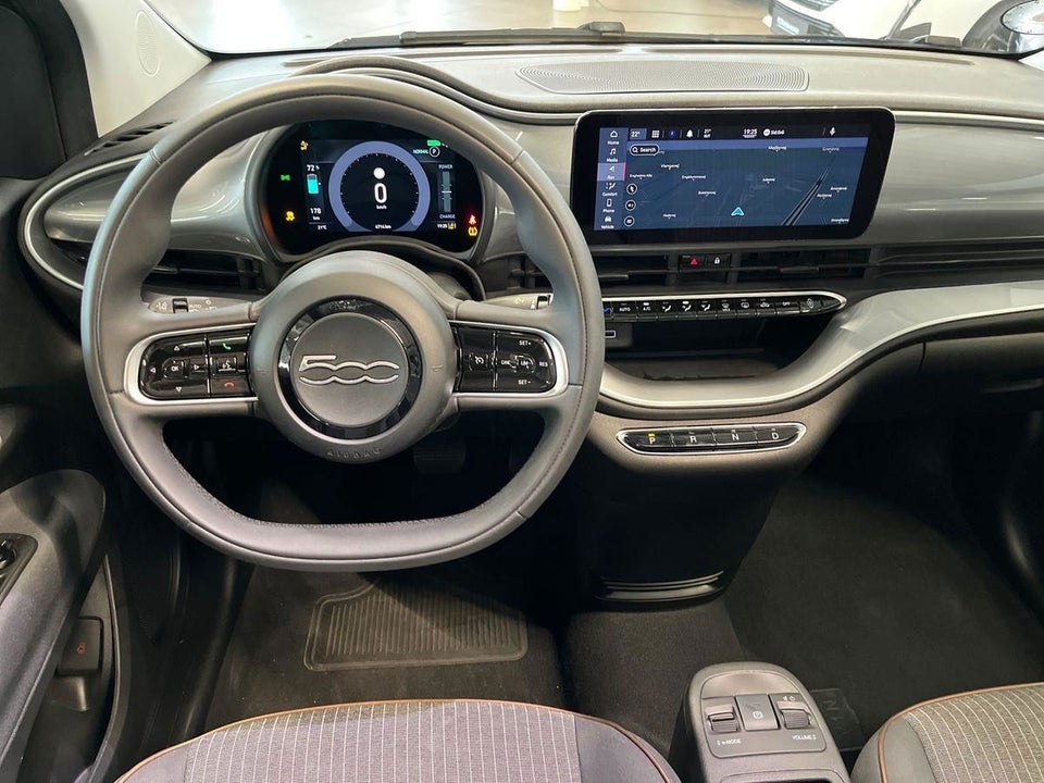 Fiat 500e 42 Icon Cabrio 2d