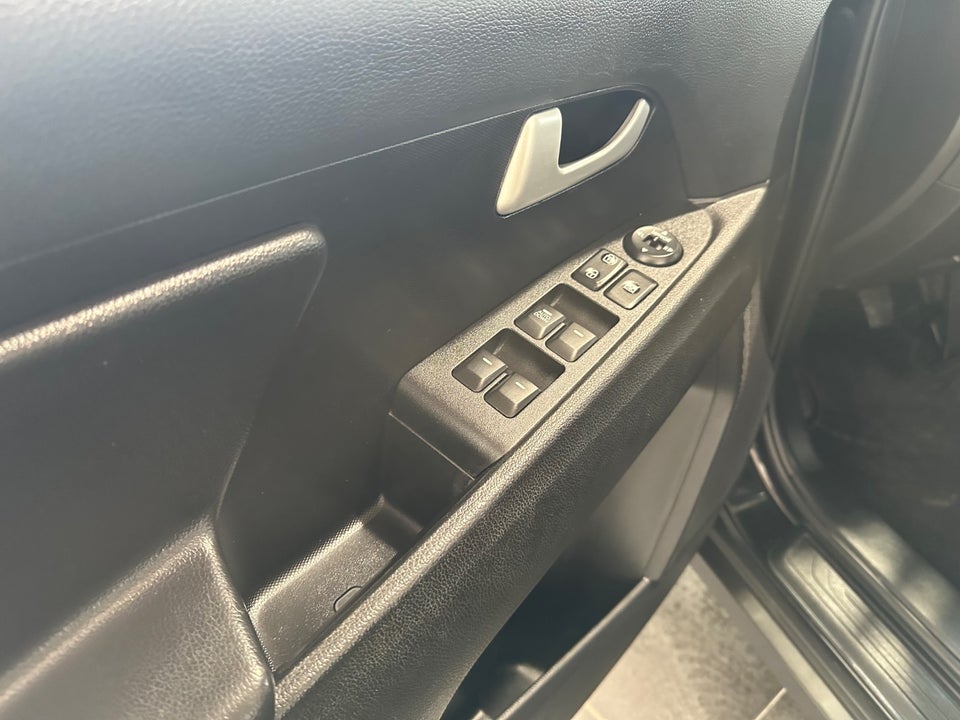 Kia Sportage 1,6 GDi Style+ 5d