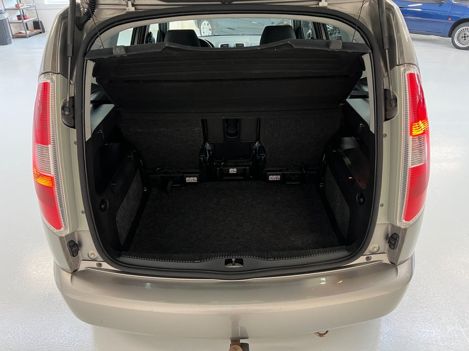 Skoda Roomster 1,6 16V Comfort 5d