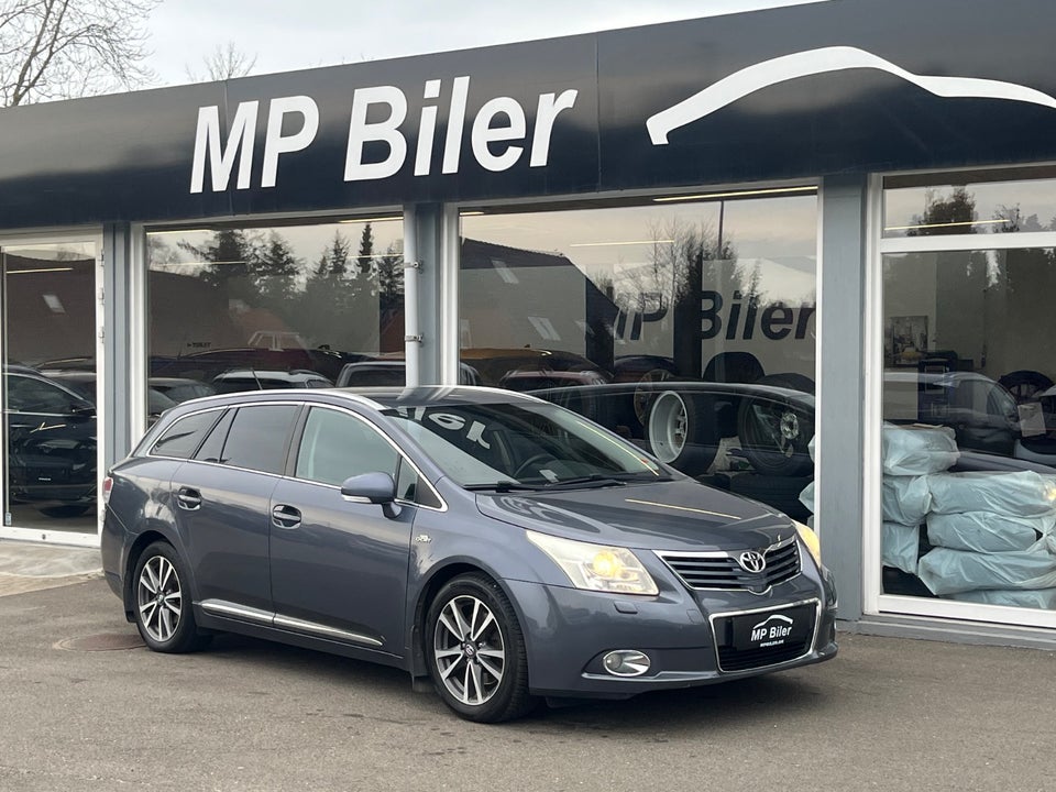 Toyota Avensis 2,2 D-CAT 150 T2 stc. aut. 5d