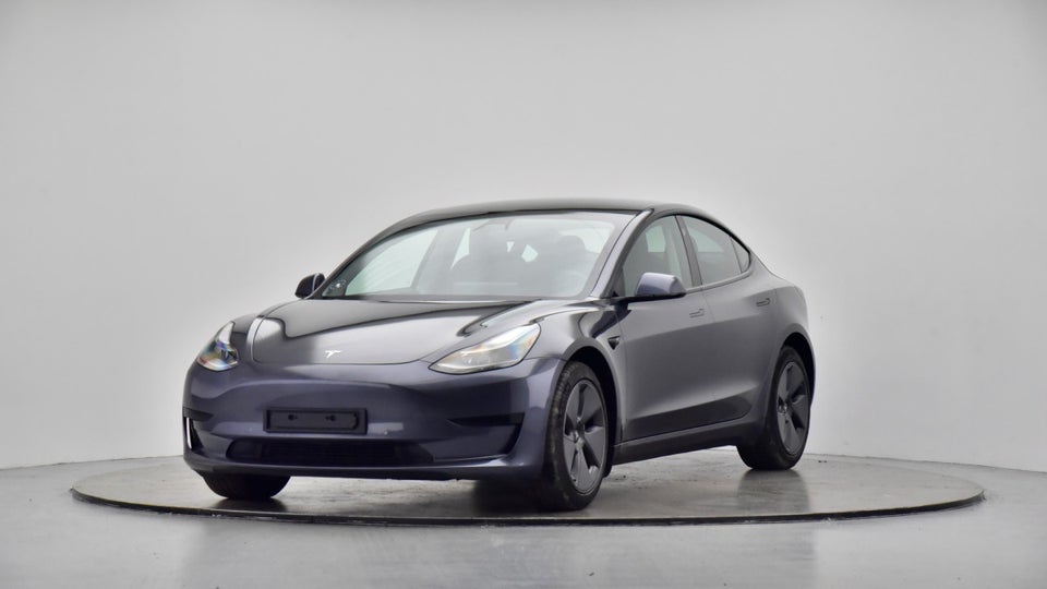 Tesla Model 3 Standard Range+ RWD 4d