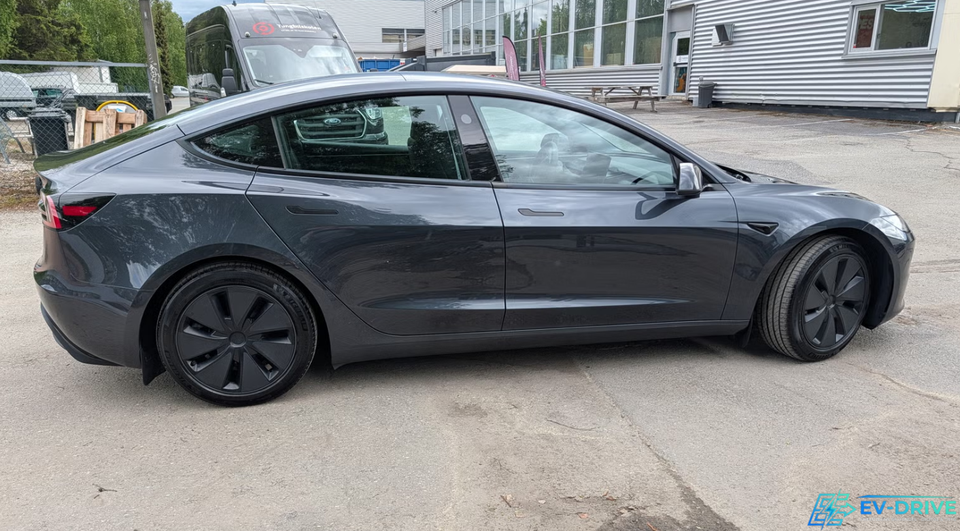 Tesla Model 3 Long Range AWD 4d