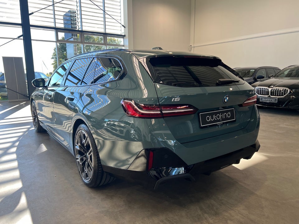 BMW i5 eDrive40 Touring Fully Charged M-Sport 5d