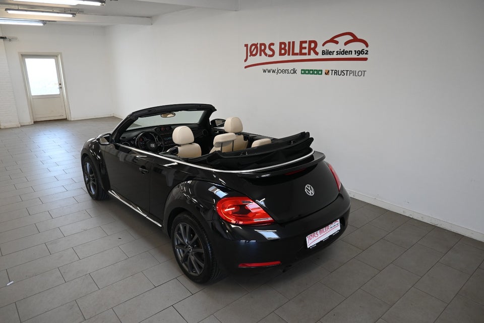 VW The Beetle 1,2 TSi 105 Design Cabriolet BMT 2d