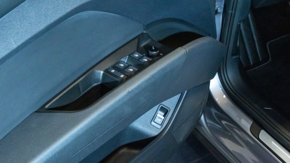 Audi Q4 e-tron 45 S-line 5d