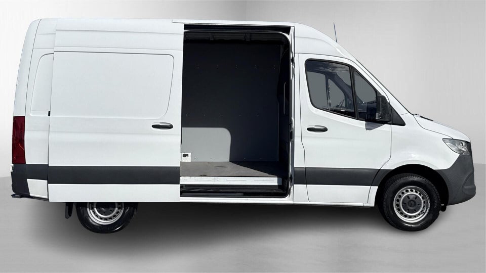 Mercedes Sprinter 317 2,0 CDi A2 Kassevogn aut. RWD