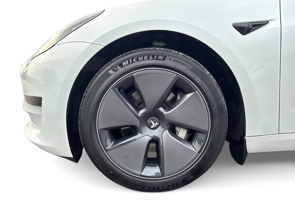 Tesla Model 3 RWD 4d