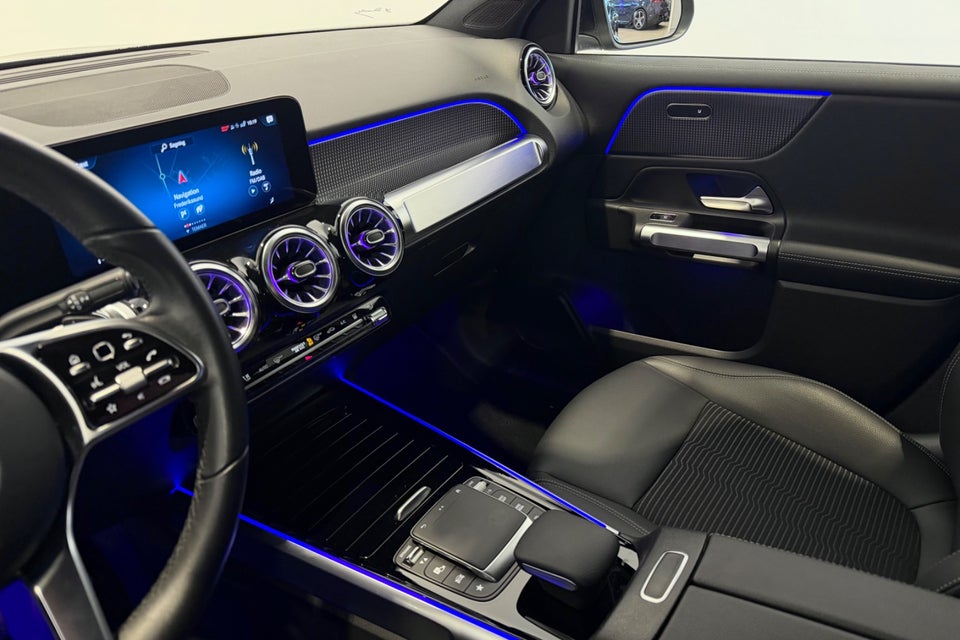 Mercedes EQB300 4Matic 7prs 5d