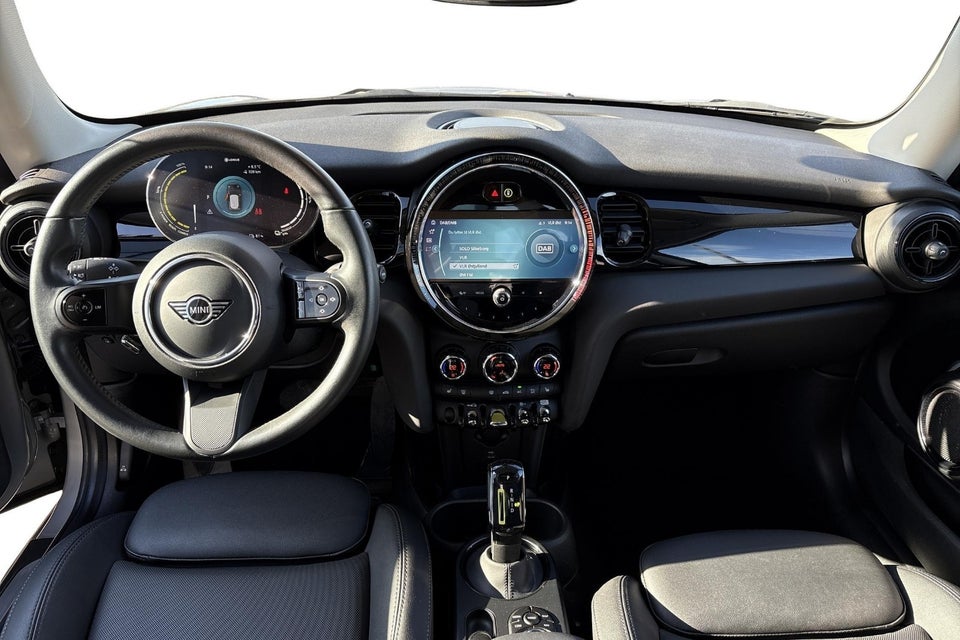 MINI Cooper SE Classic Trim 3d