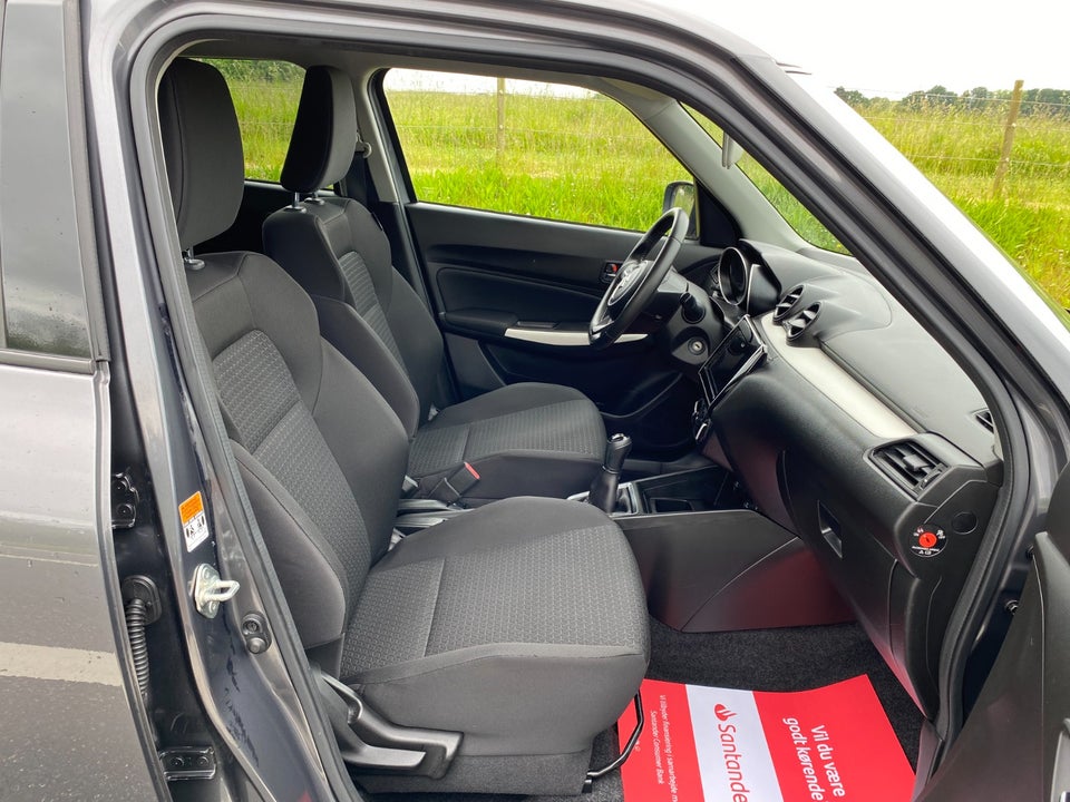 Suzuki Swift 1,2 mHybrid Action Star 5d