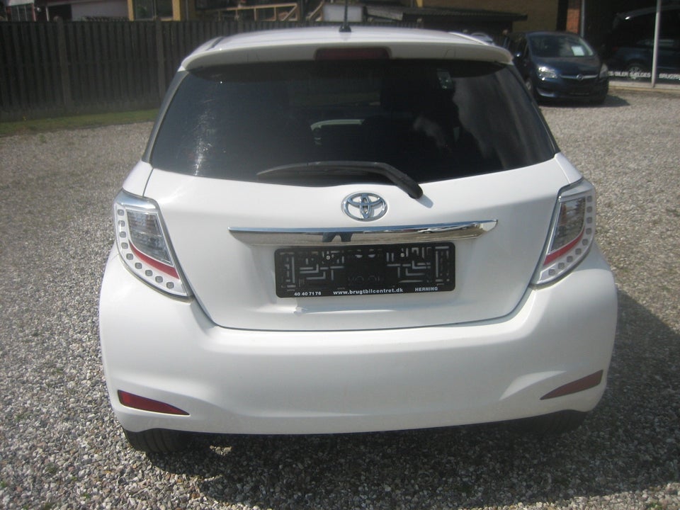 Toyota Yaris 1,3 VVT-i T2 Trend 5d