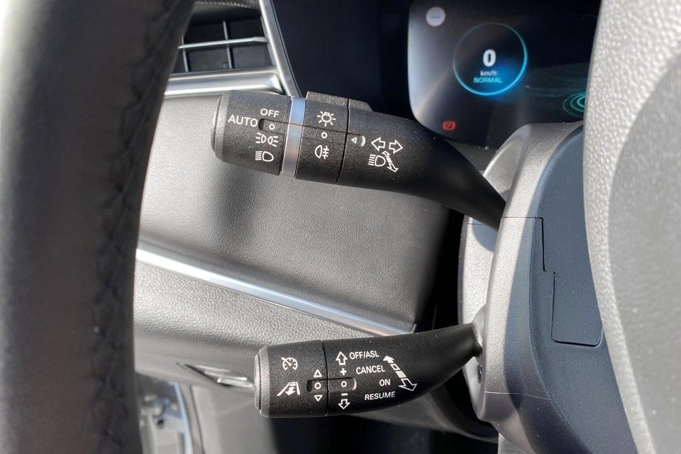 MG Marvel R Performance 5d