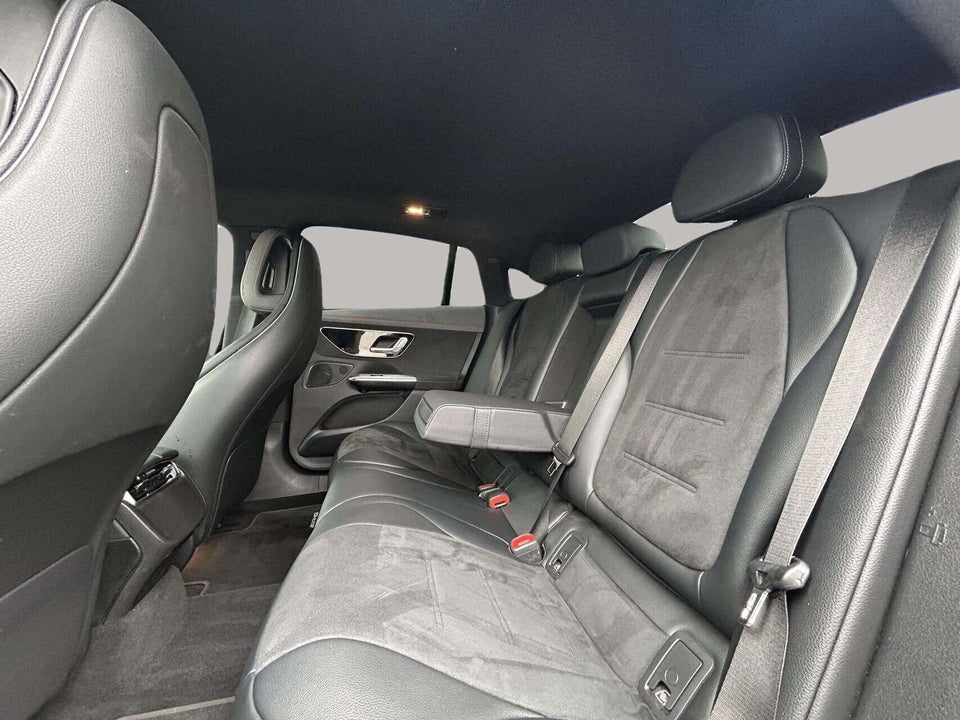 Mercedes EQE350 AMG Line 4d