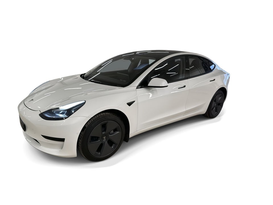 Tesla Model 3 Standard Range+ RWD 4d