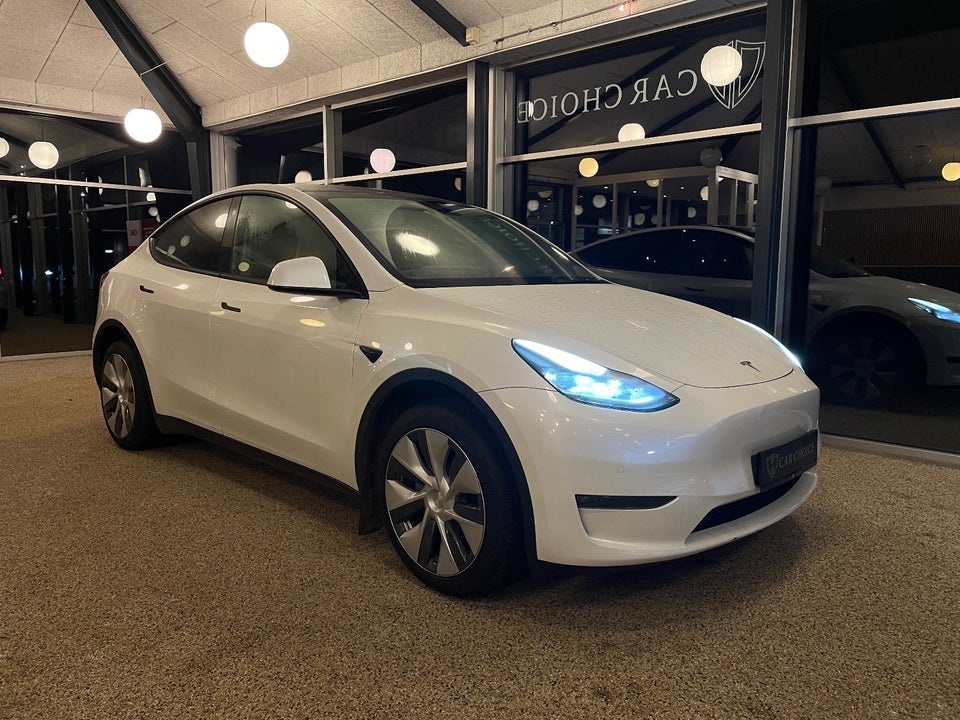 Tesla Model Y Long Range AWD 5d