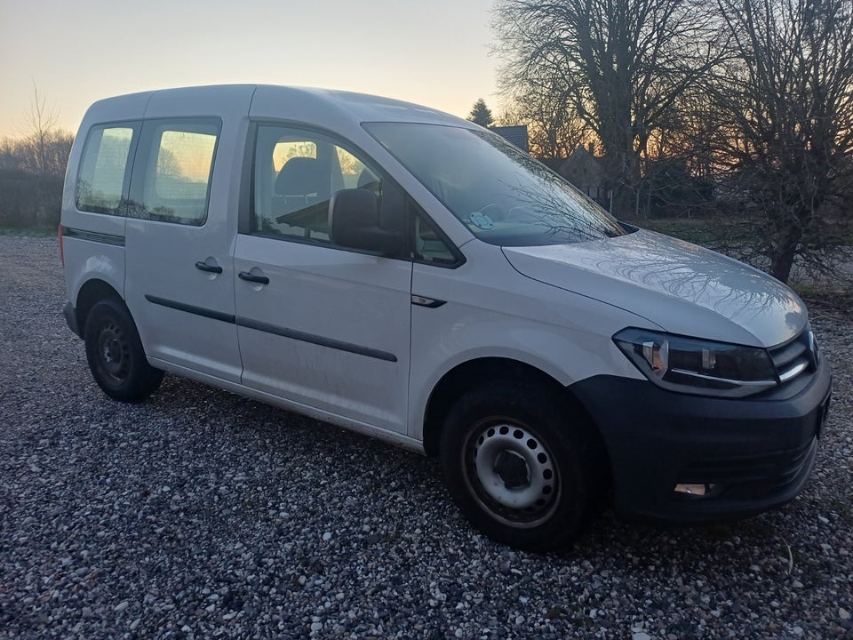 VW Caddy 1,6 TDi 75 Van 4d
