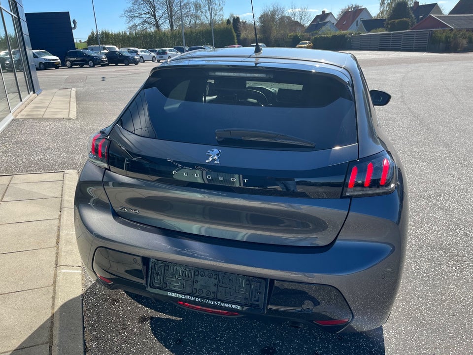 Peugeot 208 1,2 PureTech 100 Allure 5d
