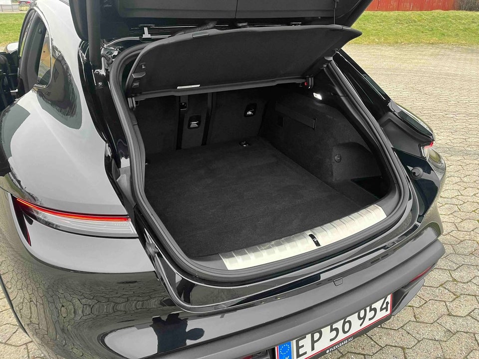 Porsche Taycan 4S Performance+ Cross Turismo 5d