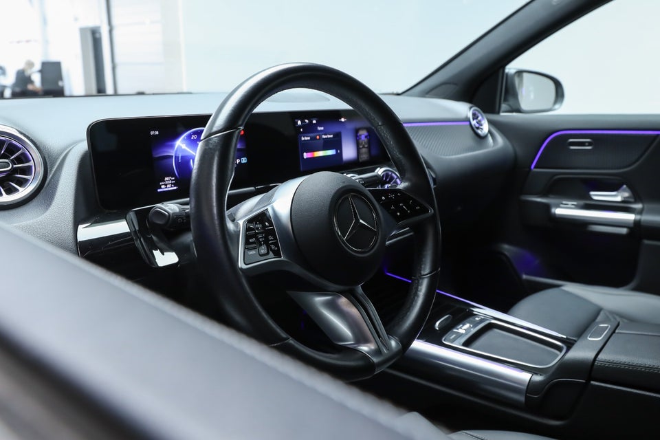 Mercedes EQA250+ Progressive 5d