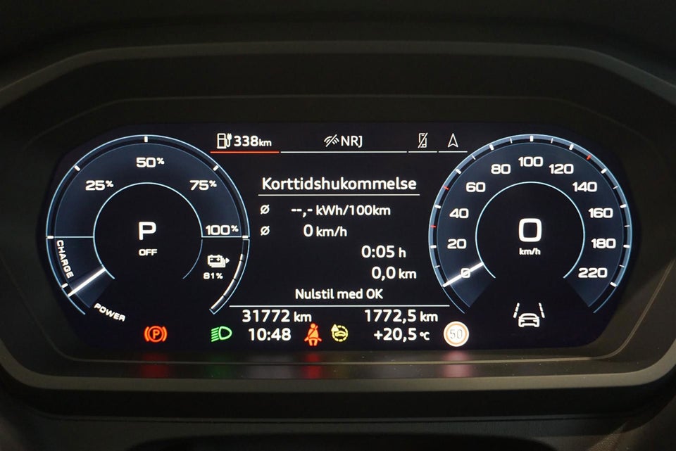 Audi Q4 e-tron 45 Advance quattro 5d