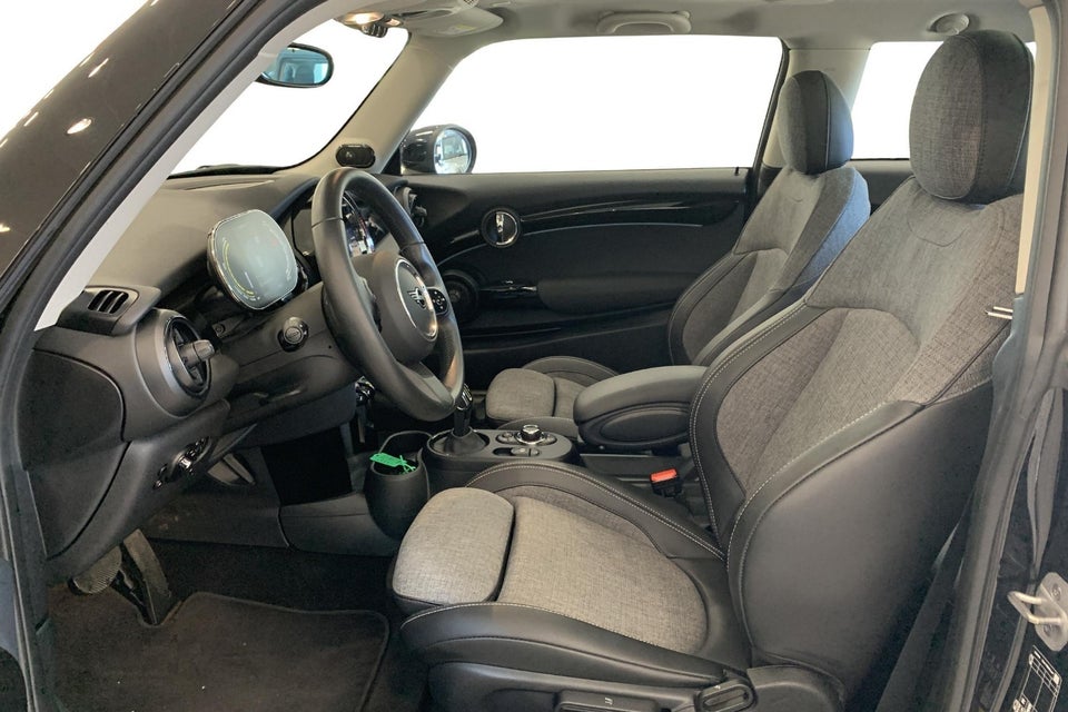 MINI Cooper SE Edition Premium Plus 3d
